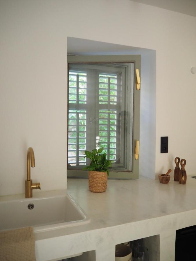 ילסה Mi Sestre - Studio Apartment Hvar Vrisnik מראה חיצוני תמונה